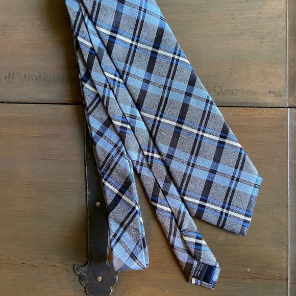 The Tie Bar Silk Tie - Picture 1 of 5
